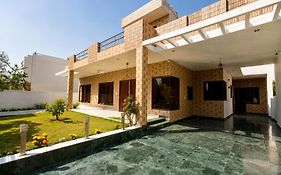 The Lawn House 3Bhk Villa With Ev Point 3Kw